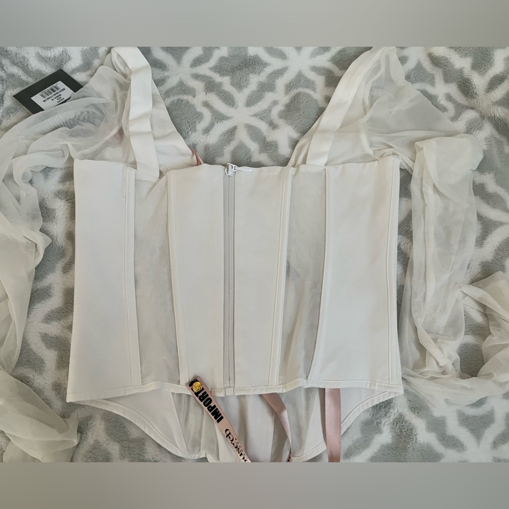 NWT Araminta top - Picture 4 of 9